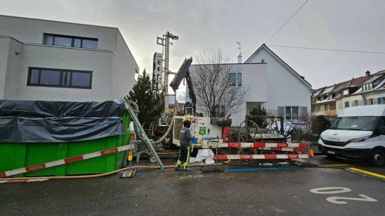 Erdsonden-Wärmepumpe für Einfamilienhaus